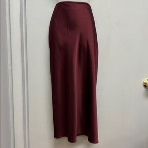 Magaschoni Burgundy Satin Midi Skirt – Size Small